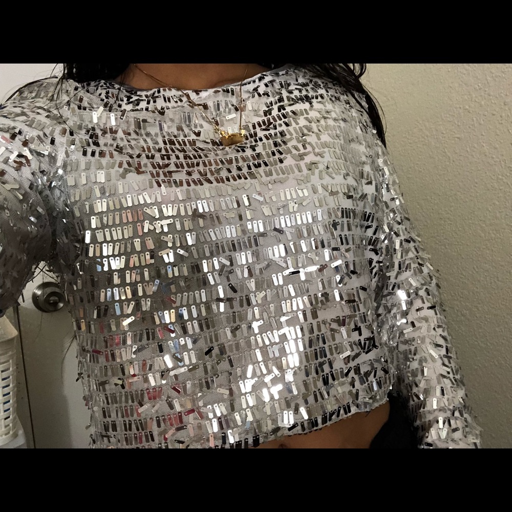 Long sleeve shiny crop top - Picture 2 of 3